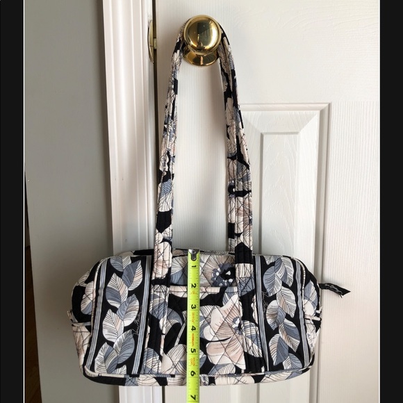 🌟Vera Bradley Camellia Pattern Bag🌟 - Picture 4 of 8